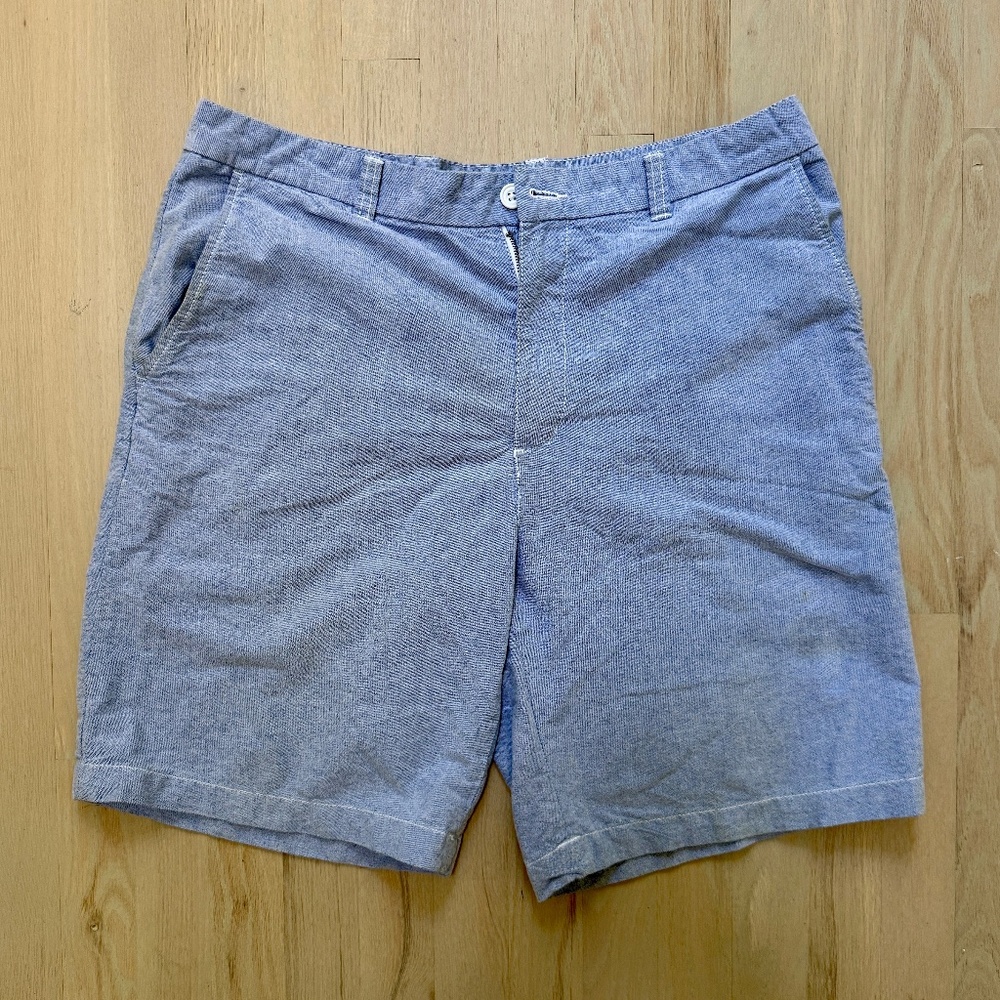 Club Room Oxford Cloth Shorts – Men’s 34 – Light Blue – 9” Inseam